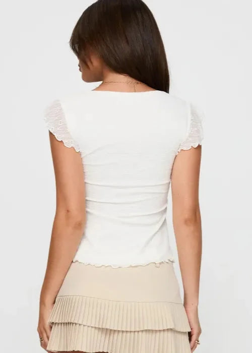 Deugh Frill Top